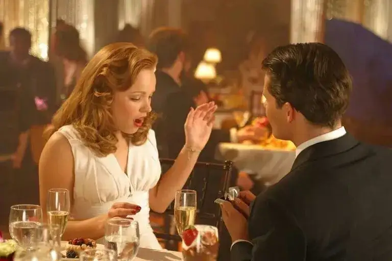 Zdjęcie Jak się oświadczyć co powiedzieć, aby wzruszyć swoją partnerkę