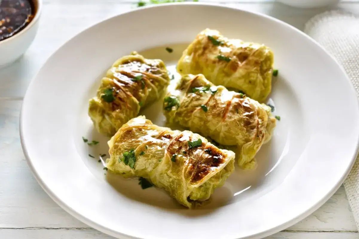 Zdjęcie Jak długo zapiekać gołąbki w piekarniku, by były idealne?