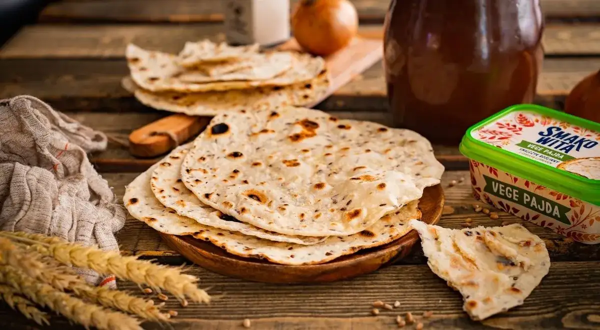 Zdjęcie Domowe podpłomyki na patelni: prosty przepis krok po kroku + wskazówki