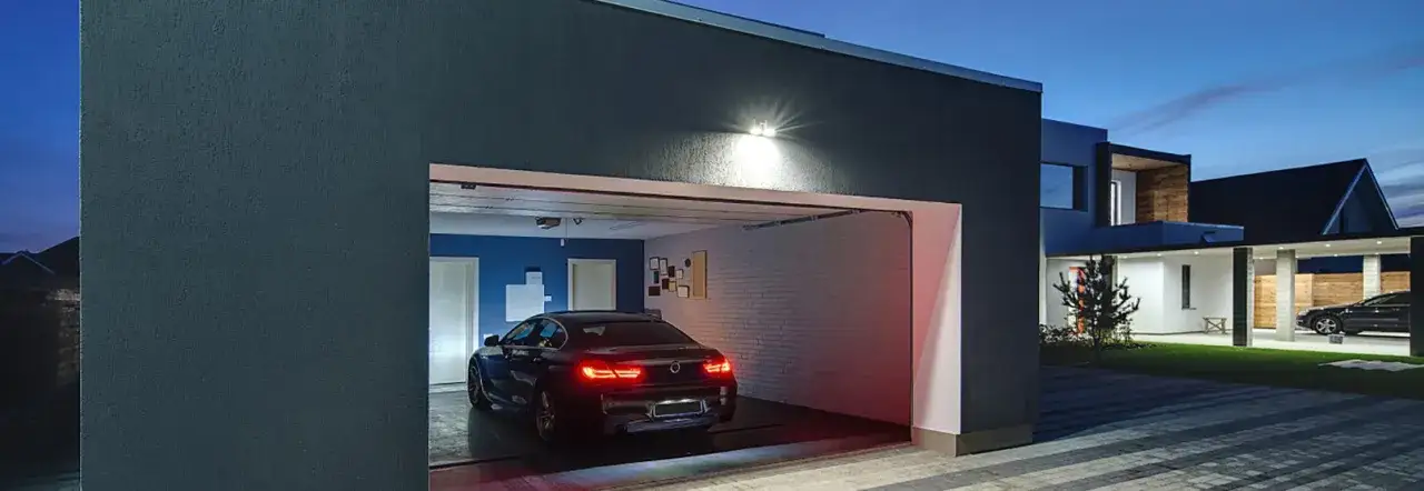 Zdjęcie Ile kosztuje wybudowanie garażu? Sprawdź, jak uniknąć wysokich wydatków