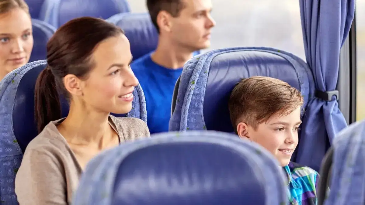 Zdjęcie Gdzie najlepiej usiąść w autokarze, aby podróż była komfortowa?