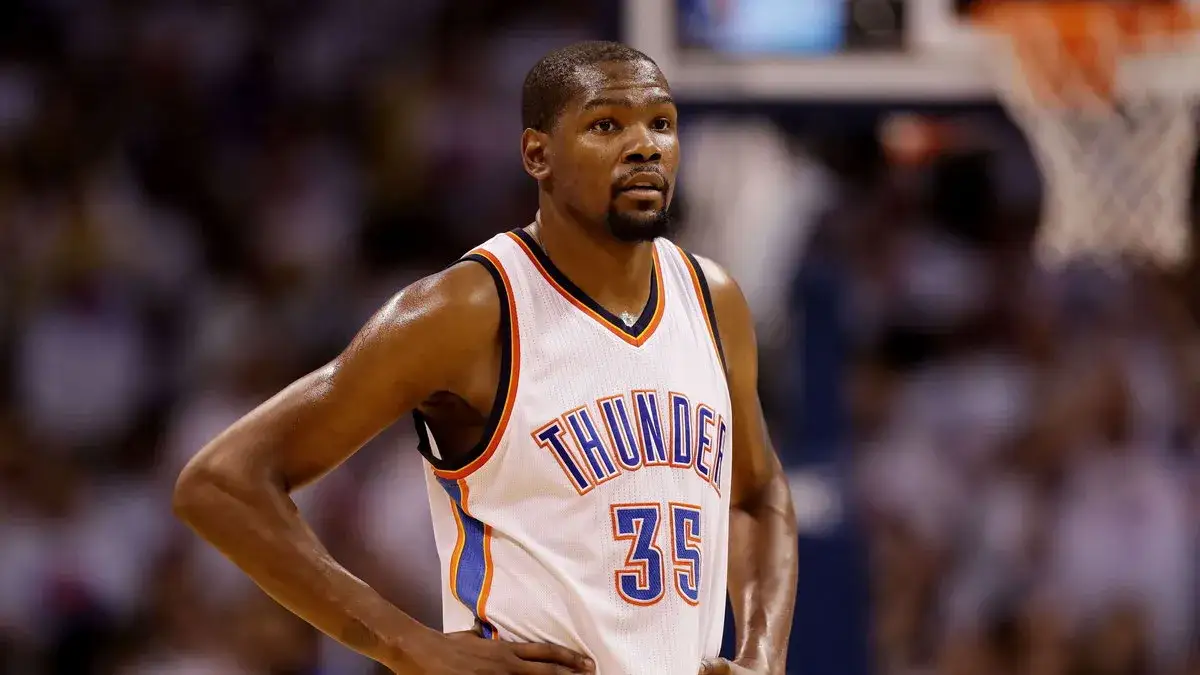 Zdjęcie Durant Kevin: Czy gwiazdor NBA zmieni klub?