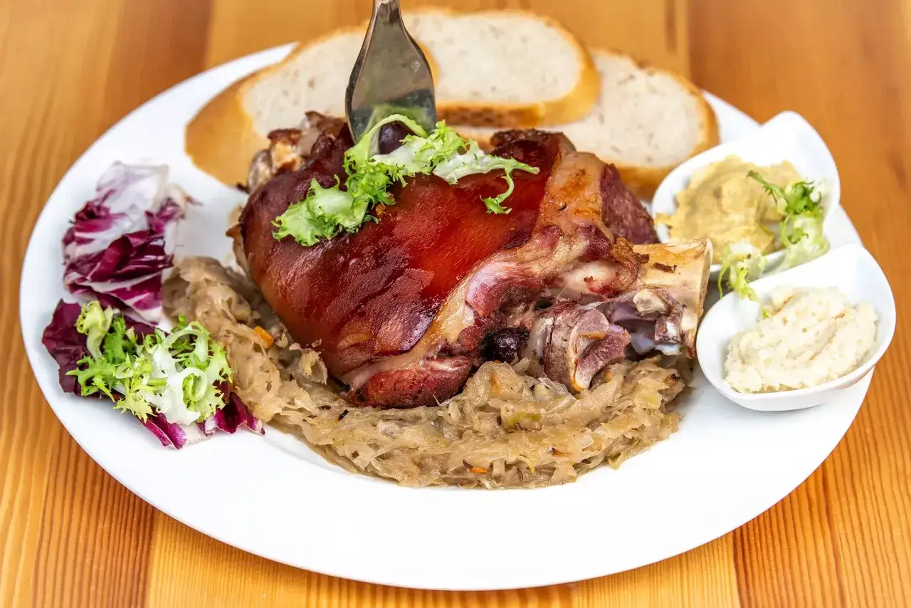 Zdjęcie Lądek-Zdrój gdzie zjeść: najlepsze restauracje i ukryte perełki