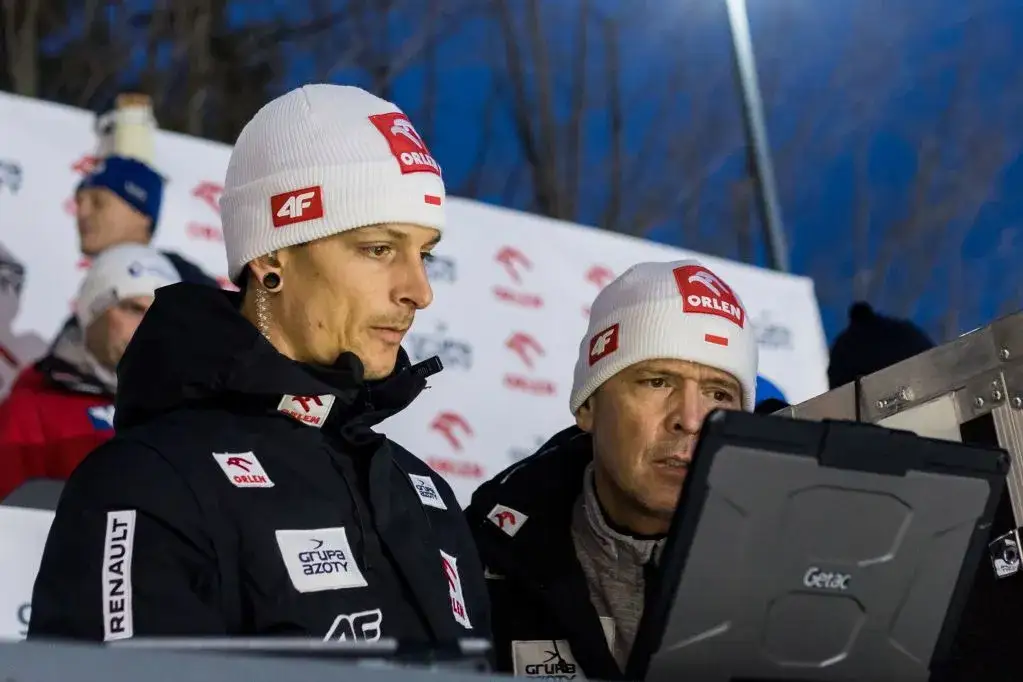 Zdjęcie Ile zarabia trener skoczków narciarskich? Zaskakujące fakty o wynagrodzeniach