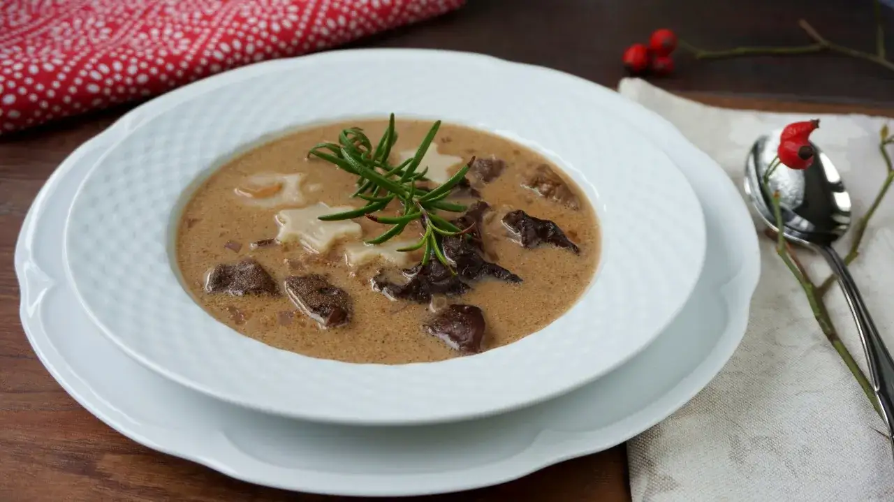 Zdjęcie Jak ugotować zupę grzybową z suszonych grzybów - najlepsze porady i przepisy