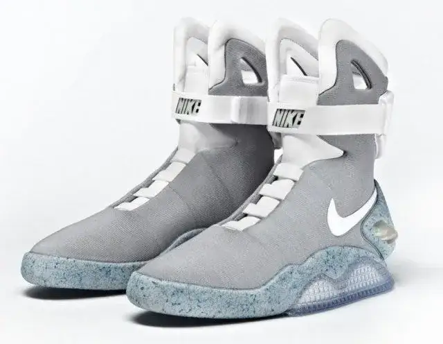 Zdjęcie Nike Powrót do Przyszłości - Czy to najbardziej kultowe buty wszech czasów? 