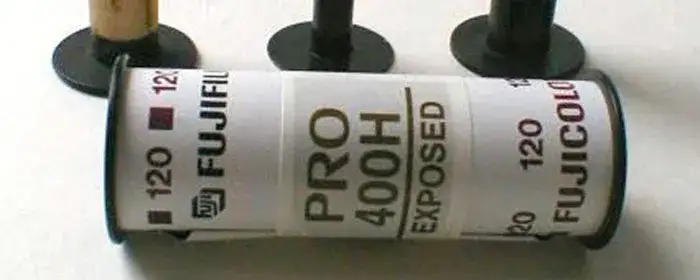 Zdjęcie Jak wyjąć klisze z aparatu bez ryzyka uszkodzenia filmu