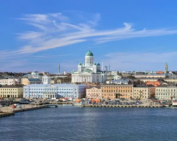 Zdjęcie Ile trwa lot do Finlandii? Sprawdź czas podróży z różnych miast w Polsce