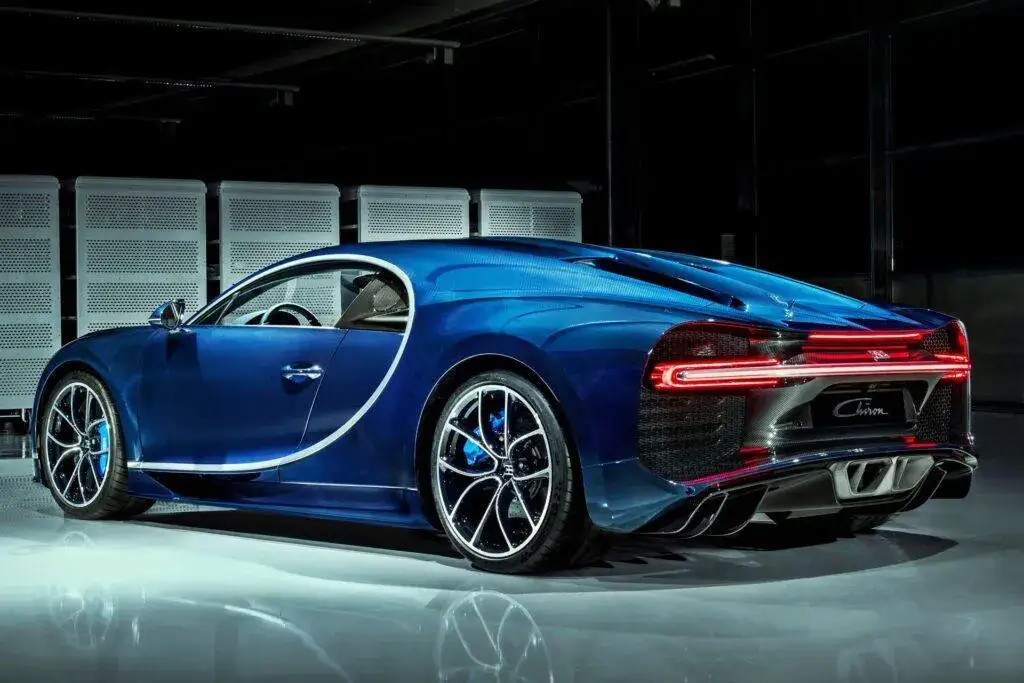 Zdjęcie Ile kosztuje Bugatti Chiron Super Sport? Cena i ukryte koszty
