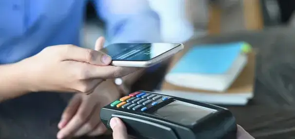 Zdjęcie Jak płacić BLIK-iem w ING: Prosty poradnik krok po kroku