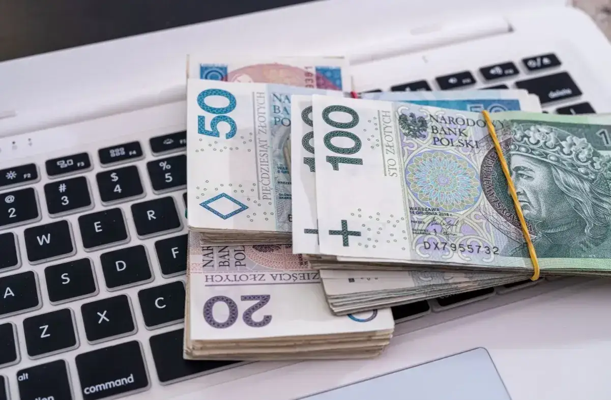 Zdjęcie 12 tys na dziecko kiedy urodzone - sprawdź, czy się należy i jak to działa