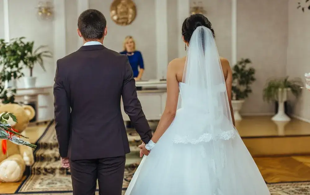 Zdjęcie Czy po ślubie cywilnym można iść do spowiedzi? Odpowiedzi i wątpliwości