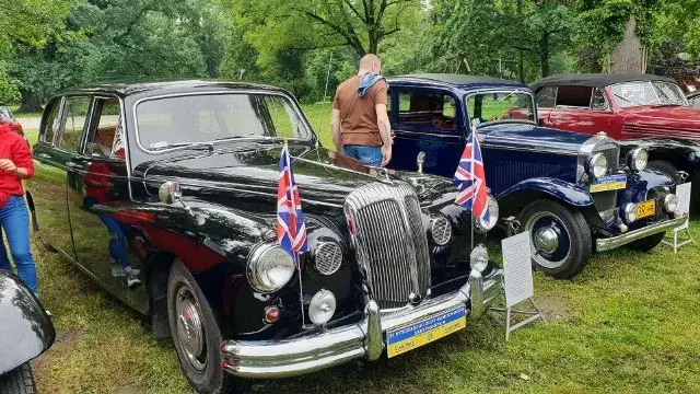 Zdjęcie Zlot starych samochod&oacute;w Dolny Śląsk &ndash; najlepsze wydarzenia motoryzacyjne