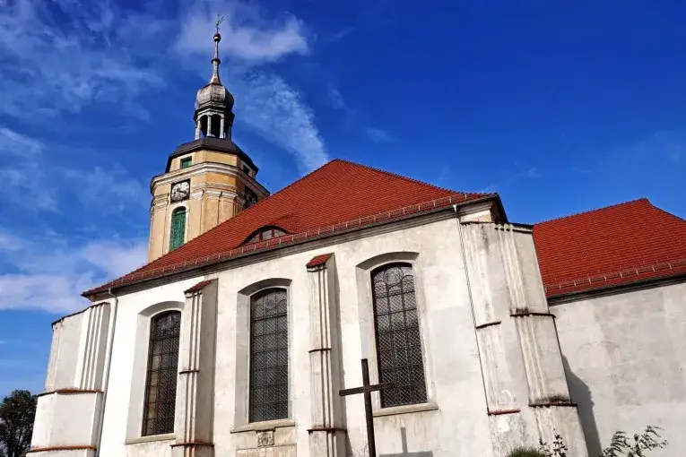 Zdjęcie Jezioro Leśniańskie: idealne miejsce na relaks i przygody na wodzie