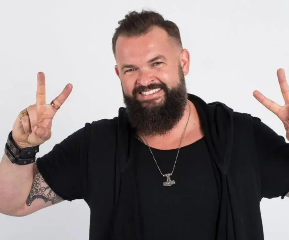 Zdjęcie Konrad Baum ile ma lat? Zaskakujące fakty o jego wieku i życiu
