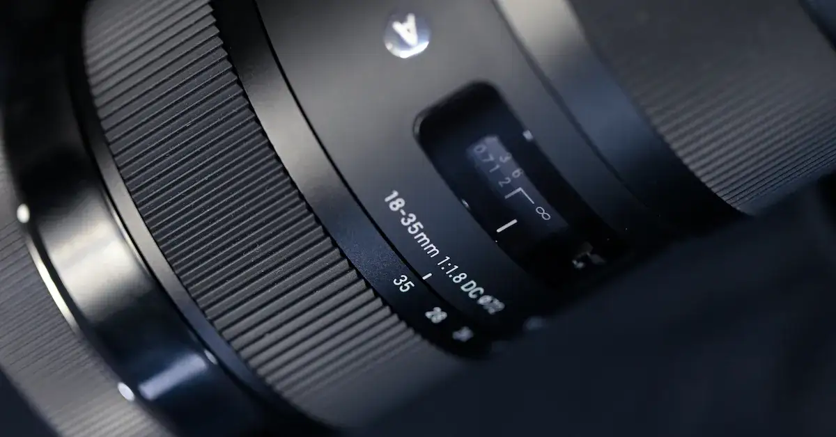 Zdjęcie Jaki obiektyw do nagrywania? Wybierz najlepszy obiektyw do filmów