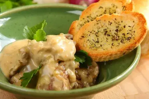 Zdjęcie Najważniejsze przyprawy do wątróbki: lista składników na idealne danie