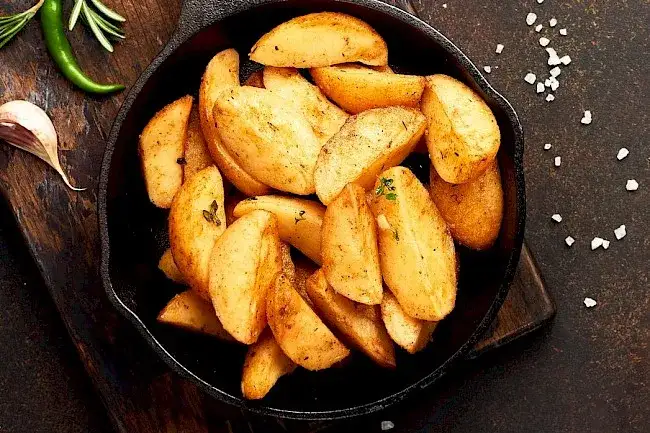 Zdjęcie Ile kcal ma frytki z piekarnika? Zaskakujące fakty o kaloriach