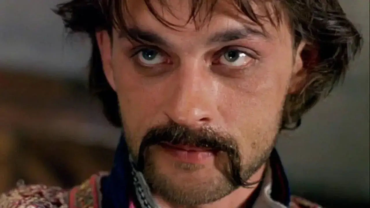 Zdjęcie Aleksander Domogarow jako Bohun w Ogniem i mieczem - kontrowersje i kariera