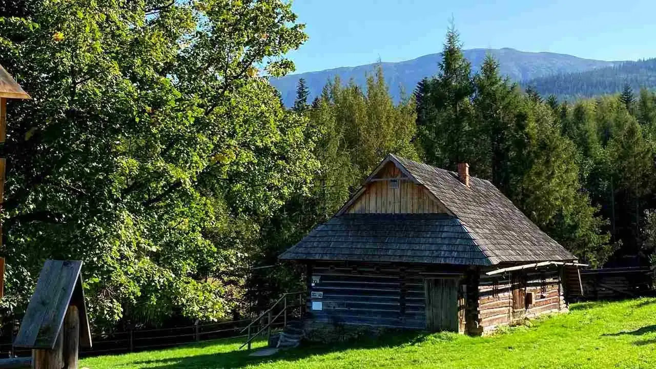Zdjęcie Skansen Zawoja - odkryj fascynującą historię i tradycje Babiogórców