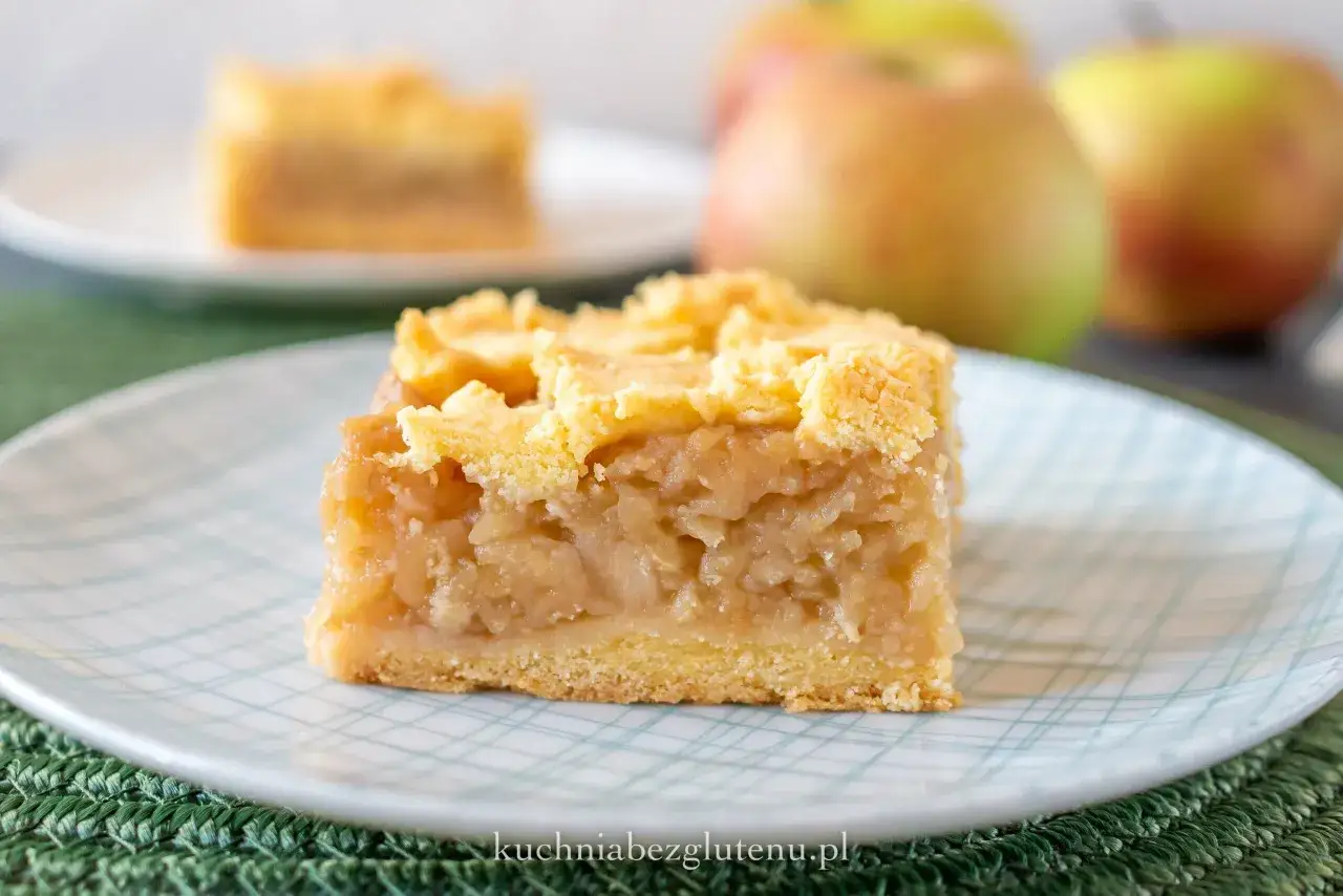 Zdjęcie Bezglutenowa szarlotka z bezą! Raj dla miłośników jabłek bez wyrzutów