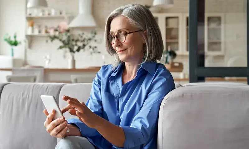 Zdjęcie Les meilleurs smartphones pour seniors : simplicité et sécurité assurées