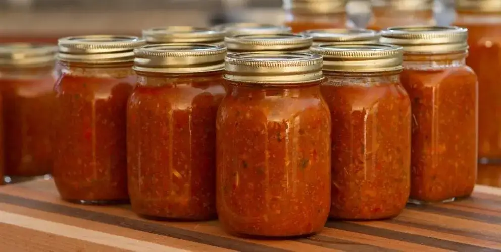 Zdjęcie Najlepsze przepisy na dania w słoikach dla kierowcy w trasę - smacznie i zdrowo