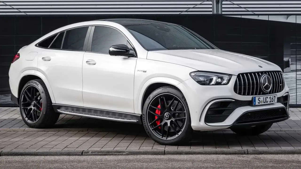 Zdjęcie Mercedes-Benz GLE 63 AMG - sportowy SUV z mocą i komfortem, który zachwyca
