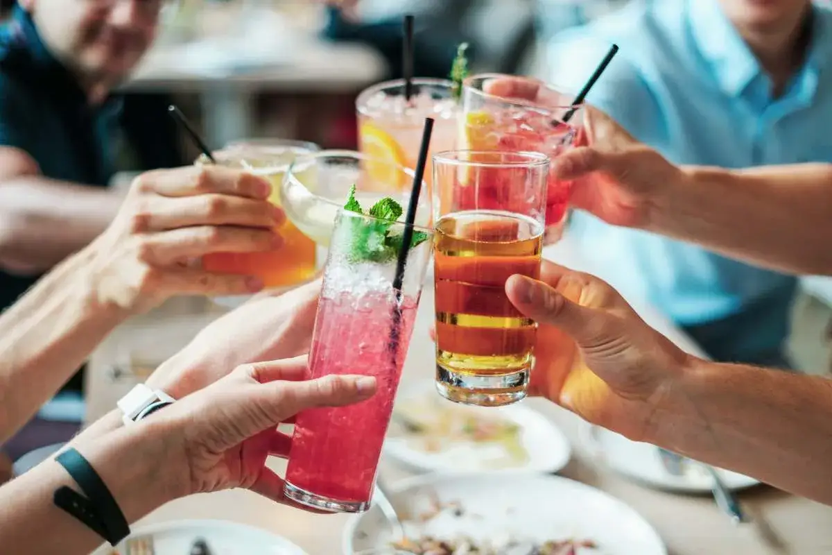 Zdjęcie Najlepsze drinki menu: odkryj wyjątkowe propozycje na każdą okazję