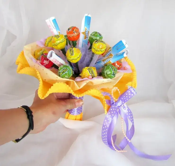 Zdjęcie Jak zrobić bukiet z kuponów lotto, który zachwyci każdego obdarowanego