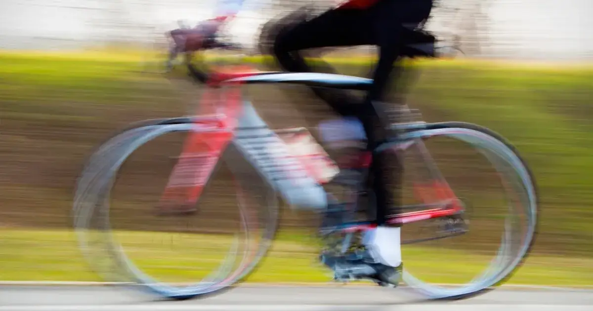 Zdjęcie Czy można jechać rowerem po alkoholu? Sprawdź kary i przepisy