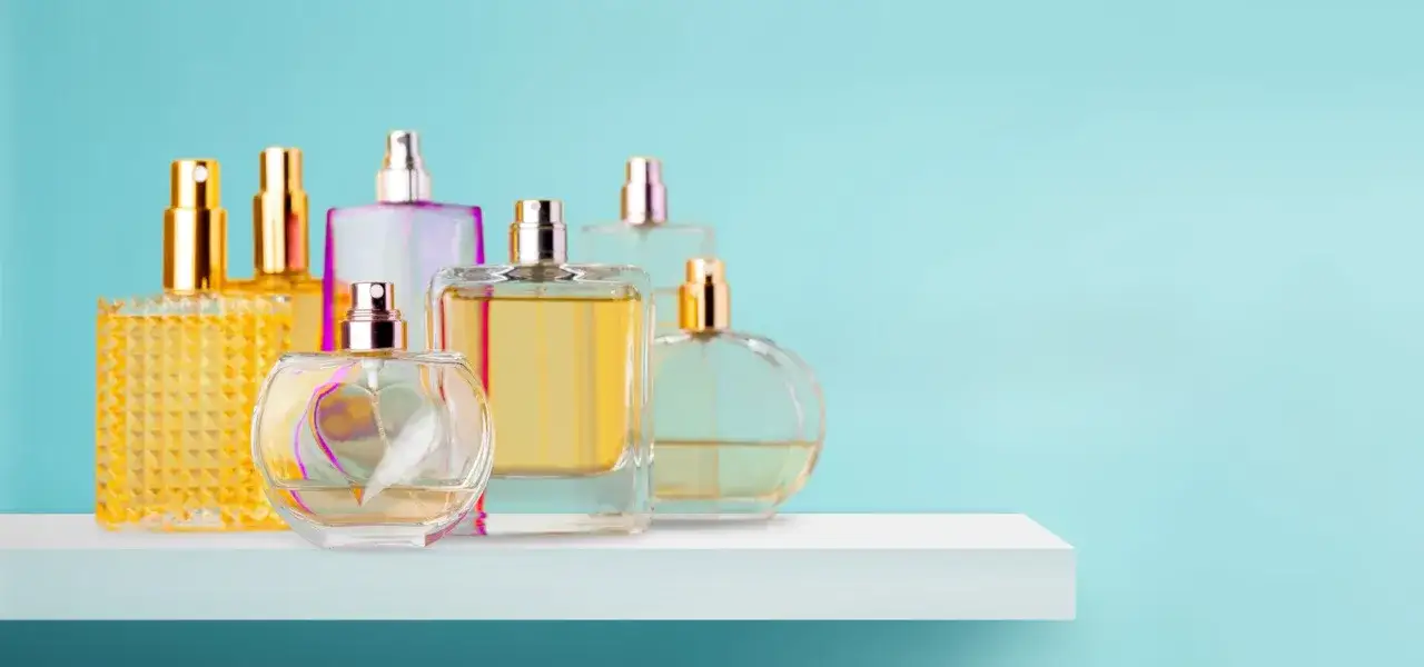 Zdjęcie Jak powstają perfumy? Odkryj sekrety ich tworzenia i składników