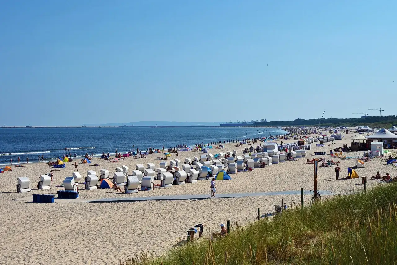 Zdjęcie Bałtyk ile stopni: aktualna temperatura wody i najlepszy czas na kąpiel