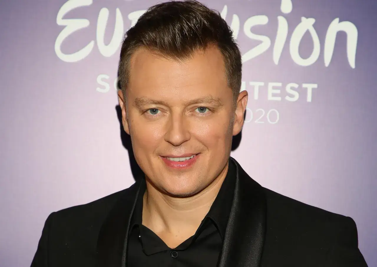 Zdjęcie Ile lat ma Rafał Brzozowski? Zaskakujące fakty o jego wieku!