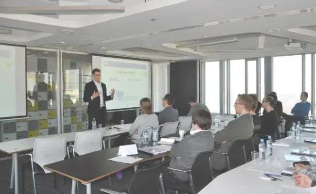 Zdjęcie Kurs na maklera papierów wartościowych w Warszawie: Jak zacząć?