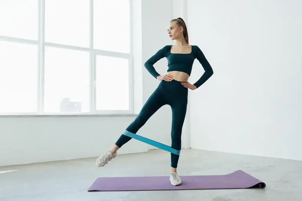 Zdjęcie Taśma czy guma do ćwiczeń - co wybrać dla lepszych efektów?