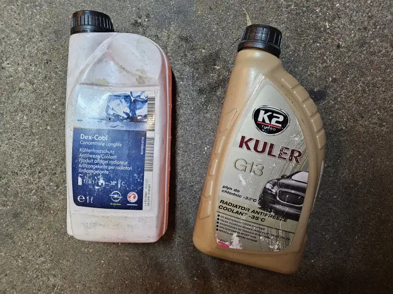 Zdjęcie Jak prawidłowo mieszać koncentrat do chłodnicy, aby uniknąć problemów