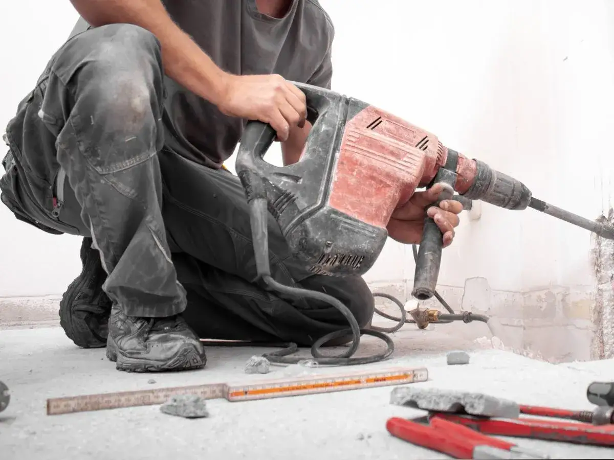 Zdjęcie Remont w sobotę: do której godziny? Sprawdź zasady i uniknij kłopotów