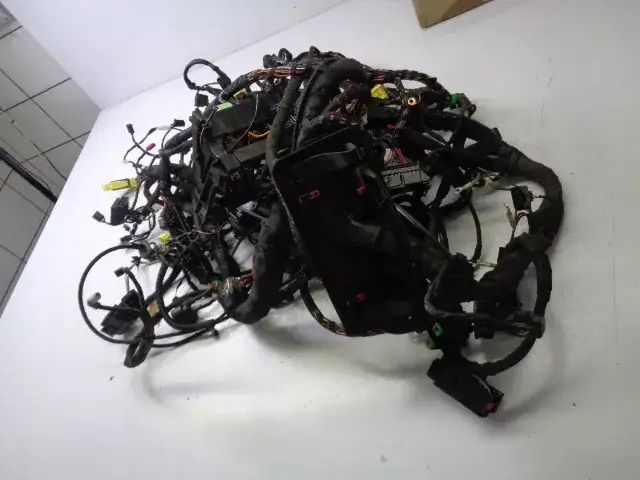 Zdjęcie Wiązka elektryczna skoda fabia – uniknij problemów z instalacją