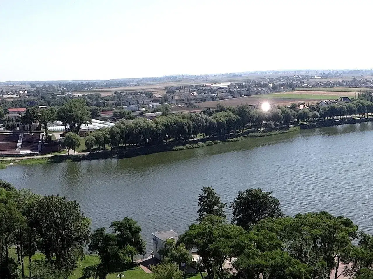 Zdjęcie Jezioro Kujawsko-Pomorskie: Odkryj piękno Gopła i jego atrakcje