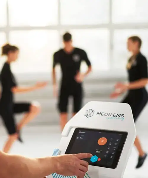 Zdjęcie EMS trening co to? Poznaj jego korzyści i zastosowania w rehabilitacji