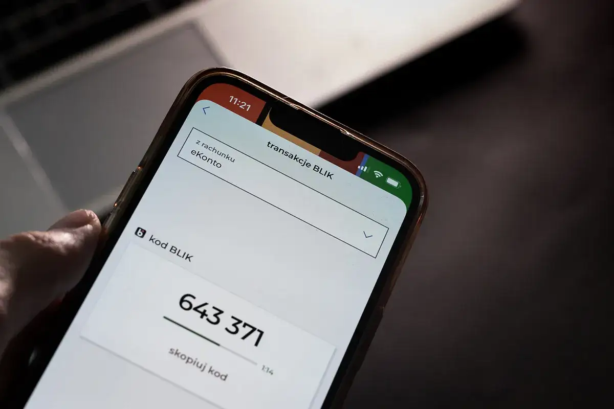 Zdjęcie Jak wygenerować kod BLIK Santander – prosty sposób na płatności i wypłaty gotówki