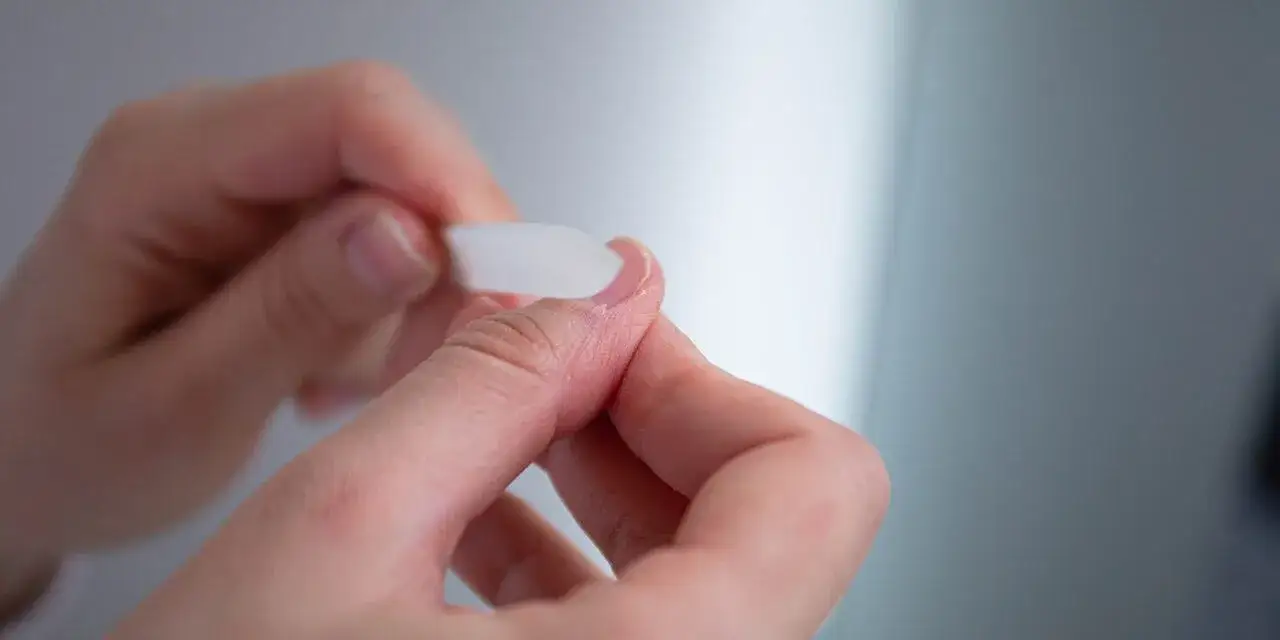 Zdjęcie Jakie są nazwy lekarzy od paznokci u rąk i kiedy ich potrzebujesz?