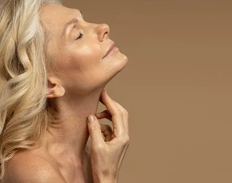 Zdjęcie W jakim wieku kończy się miesiączka? Zaskakujące fakty o menopauzie