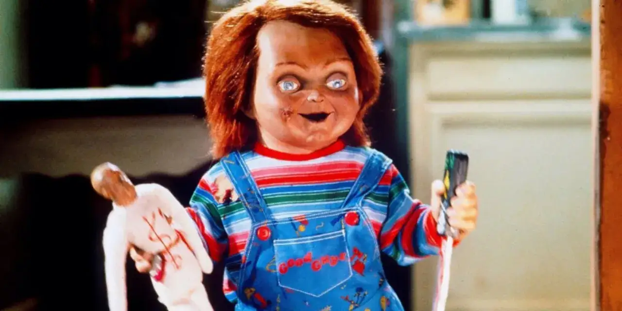 Zdjęcie Laleczka Chucky V: Nietypowy Horror z Nutą Komedii i Nową Postacią