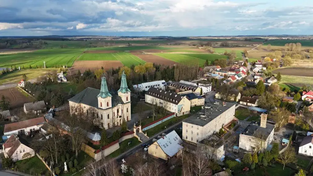 Zdjęcie Jak zamówić intencje mszalne w sanktuarium Rokitno szybko i łatwo