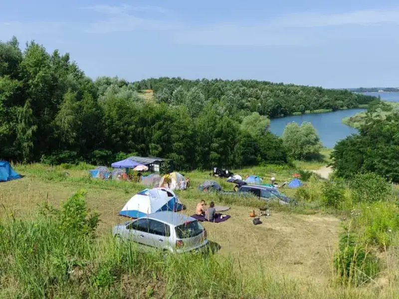 Zdjęcie Jezioro Machowskie: Raj dla miłośników rekreacji i sportów wodnych