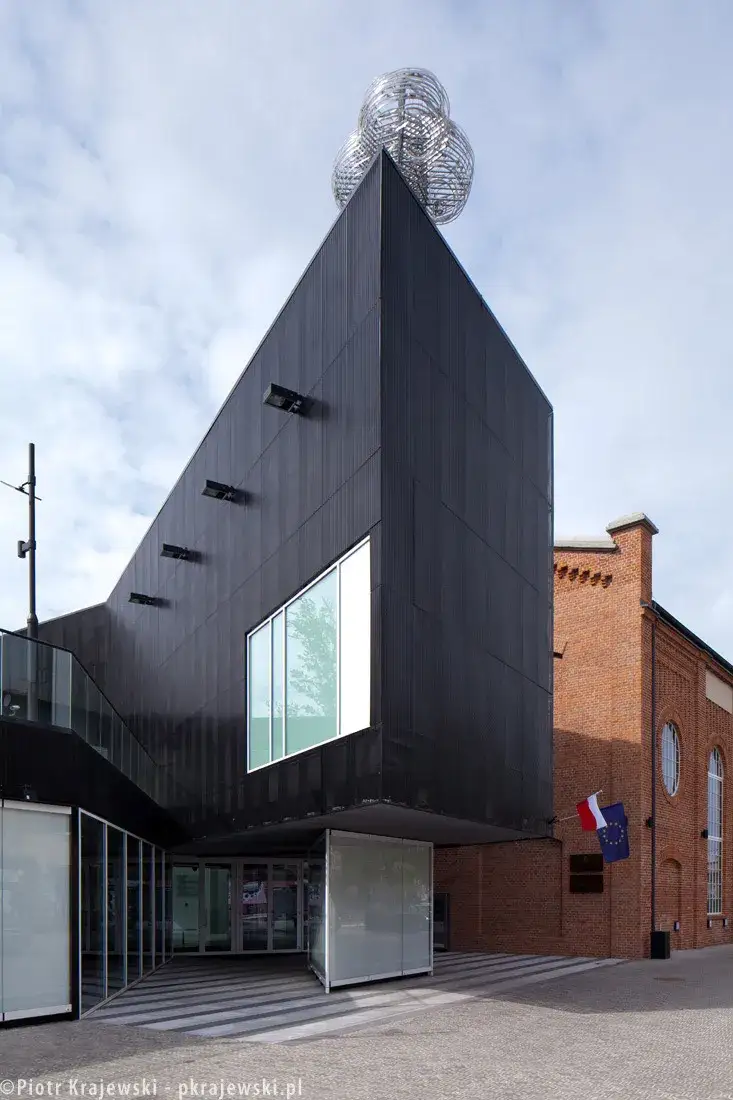 Zdjęcie Muzeum sztuki współczesnej w Radomiu: historia, kolekcja i wystawy