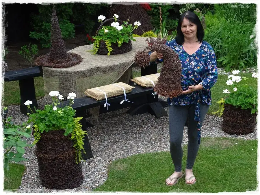 Zdjęcie Jak zrobić ozdoby z wikliny do ogrodu - proste projekty DIY krok po kroku