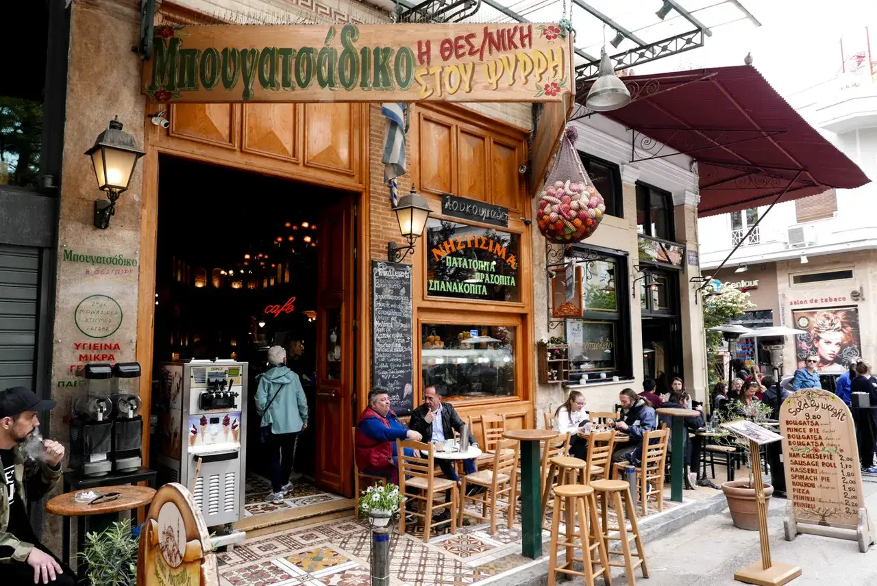 Zdjęcie Ateny gdzie zjeść: najlepsze miejsca na tradycyjne i nowoczesne dania